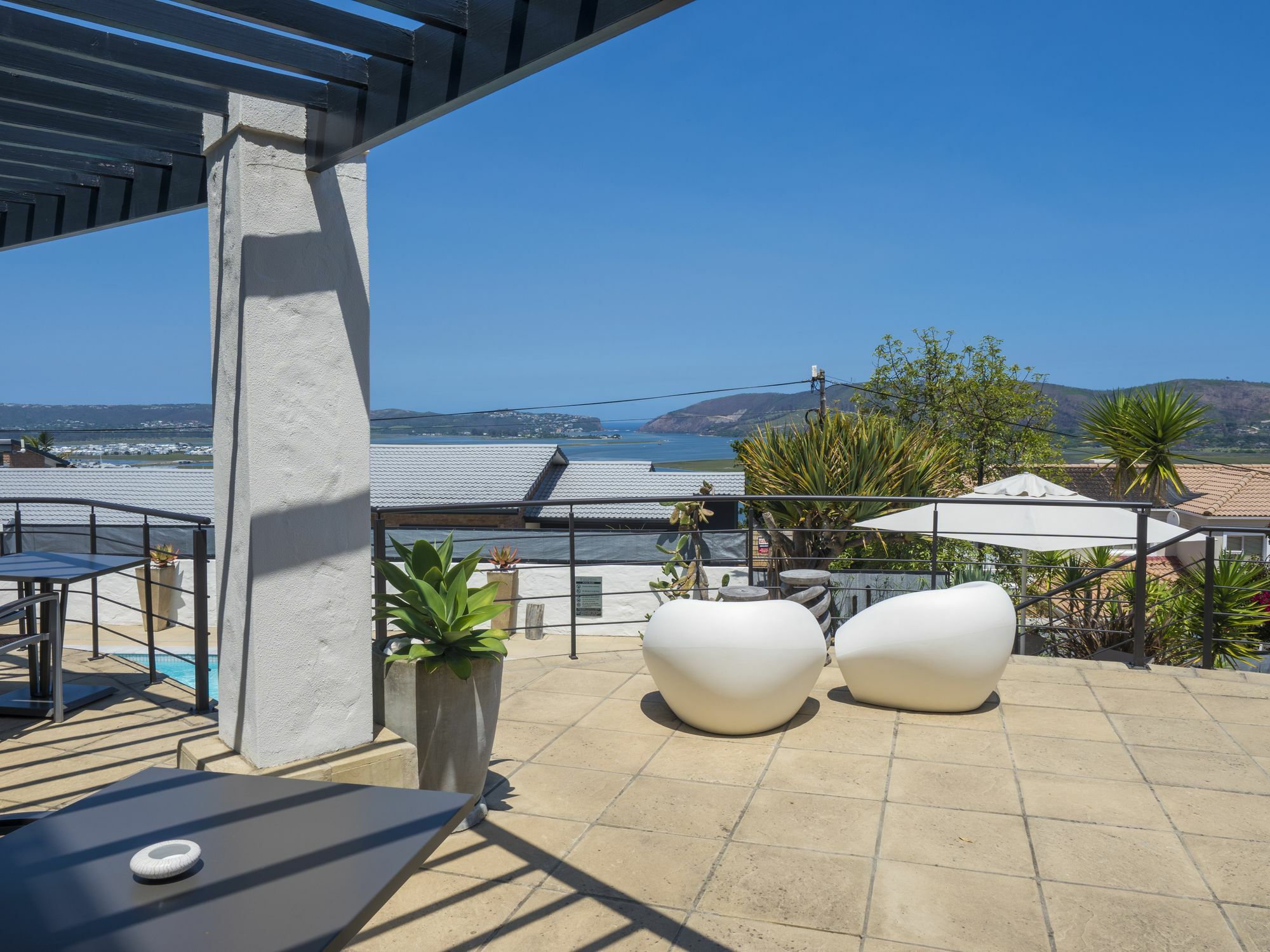 Villa Afrikana Guest Suites By Knysna Paradise Collection Exteriör bild